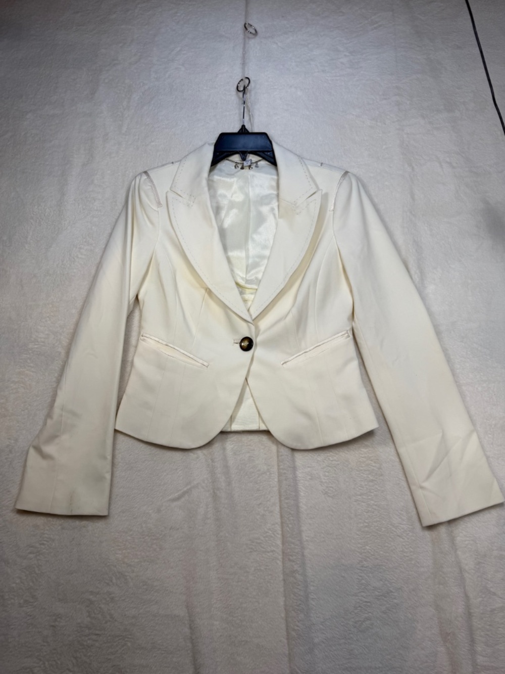 Bebe Fitted Blazer Womens Size 4 Cream Cropped Academia Office Old Money Y2K - Picture 2 of 12